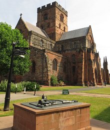 Carlisle_cathedral.jpg
